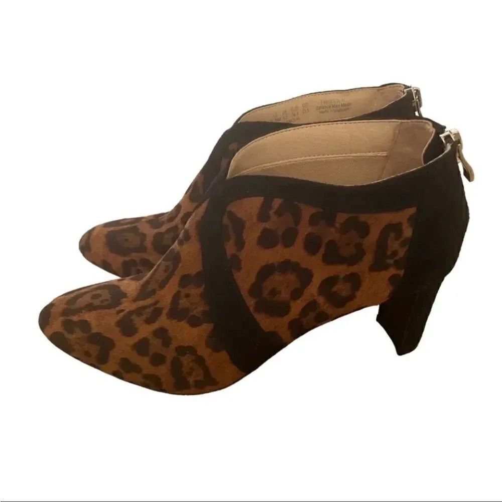 Life Stride  Leopard Print Women's Glamour Ankle Boots SZ 6.5 M